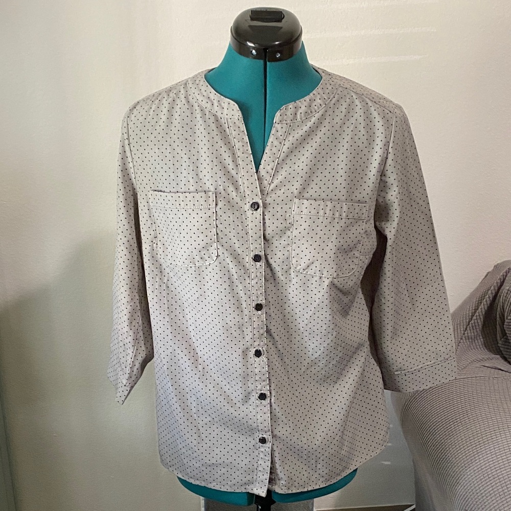 Notations grey and black polka dot midi sleeve button down blouse